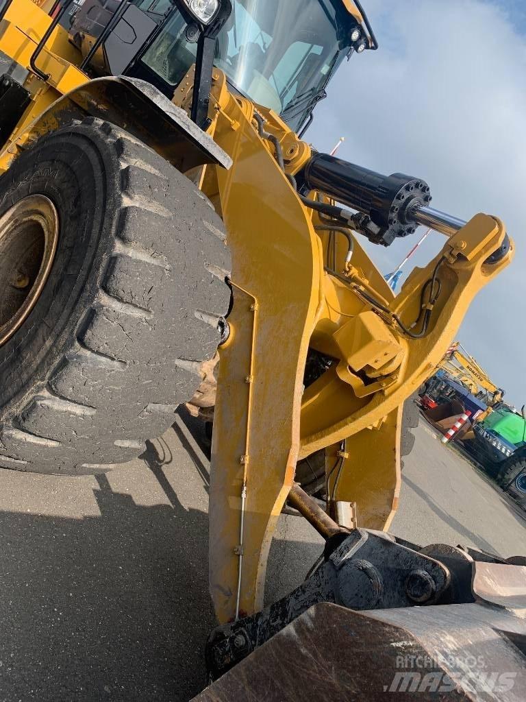 CAT 972MXE Gumikerekes homlokrakodók