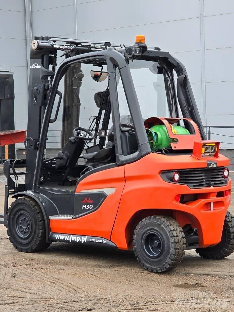 Linde H30T-01 Gázüzemű targoncák
