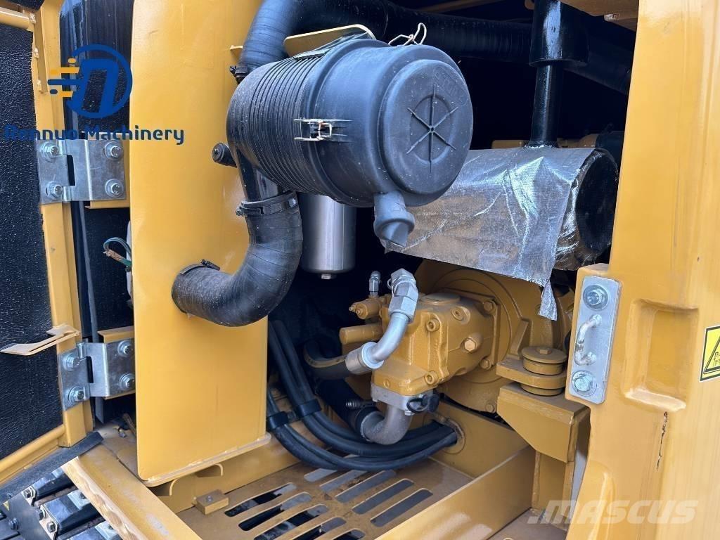 CAT 306E with rubber Mini kotrók < 7t