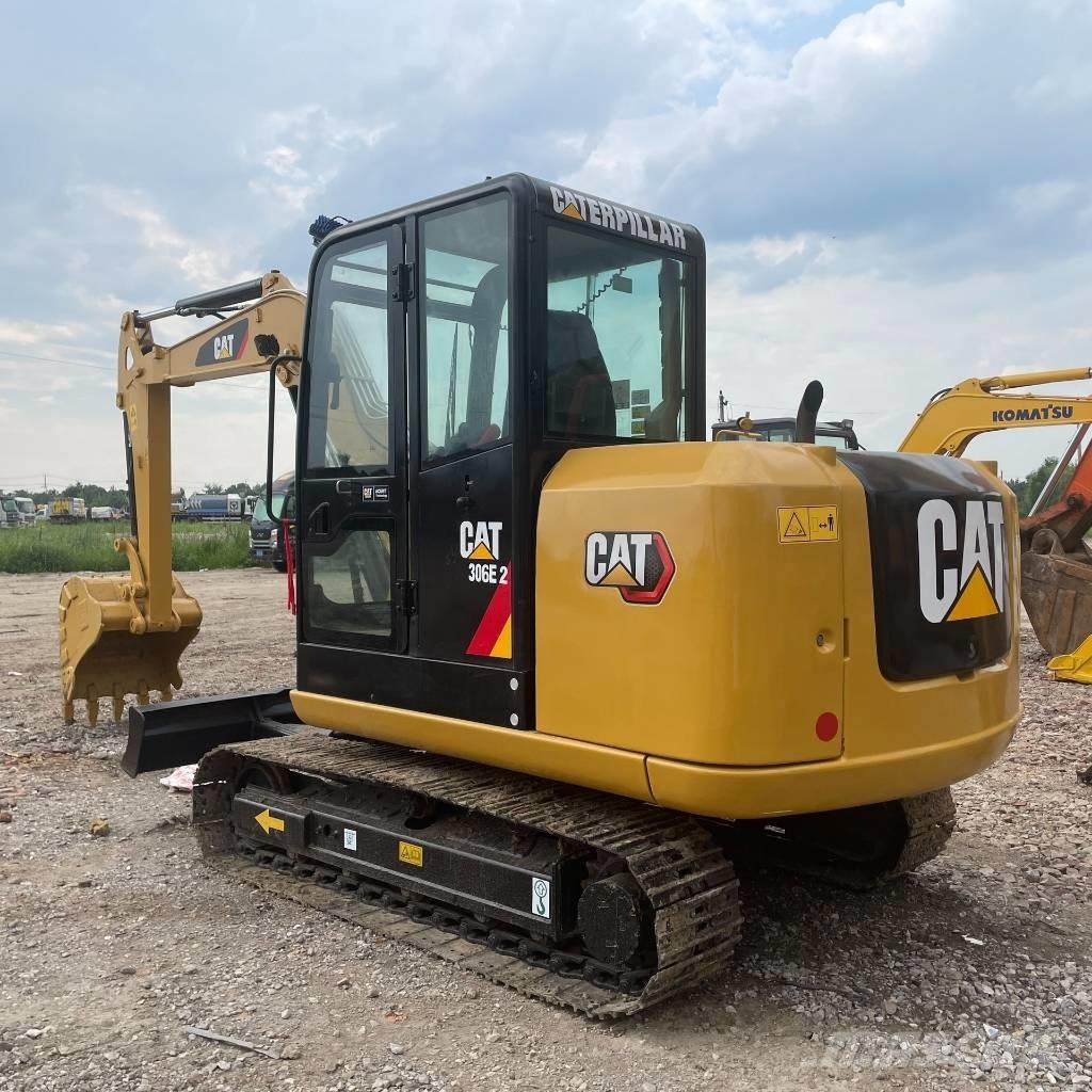 CAT 306E2 Mini kotrók < 7t