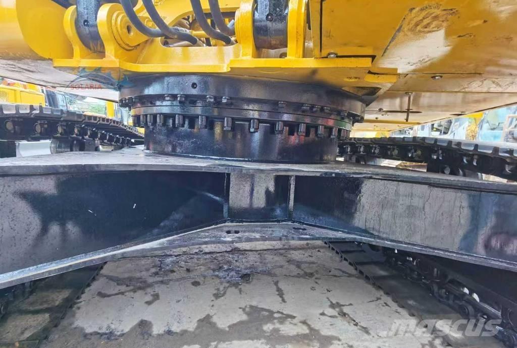 CAT 320d2 Lánctalpas kotrók