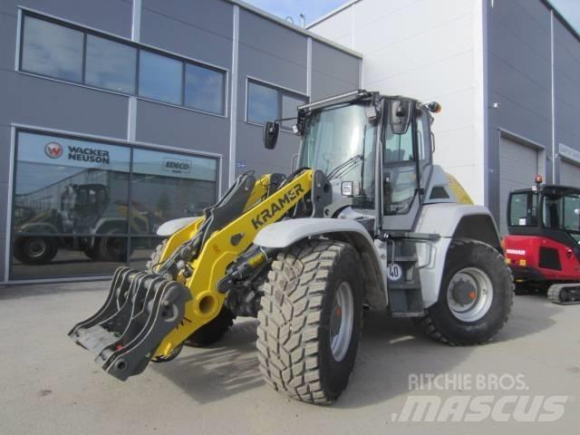 Kramer 8155 Gumikerekes homlokrakodók
