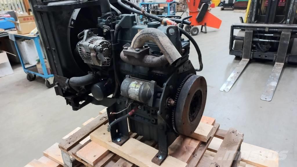 Kubota D 1105 Motorok
