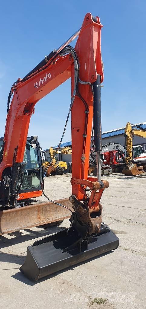 Kubota KX 080-4 Közepes (midi) kotrók 7 t - 12 t