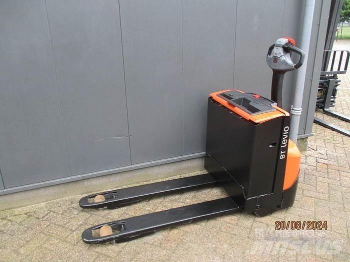 BT LWE 160 Alacsony emelőkocsi