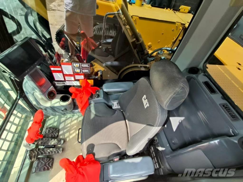 CAT 340 D L Lánctalpas kotrók