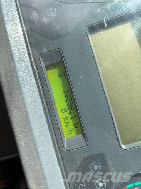 Komatsu WA 500-6 Gumikerekes homlokrakodók