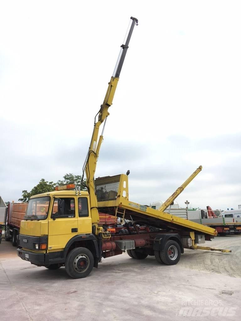 Iveco 135-17 Járműszállítók