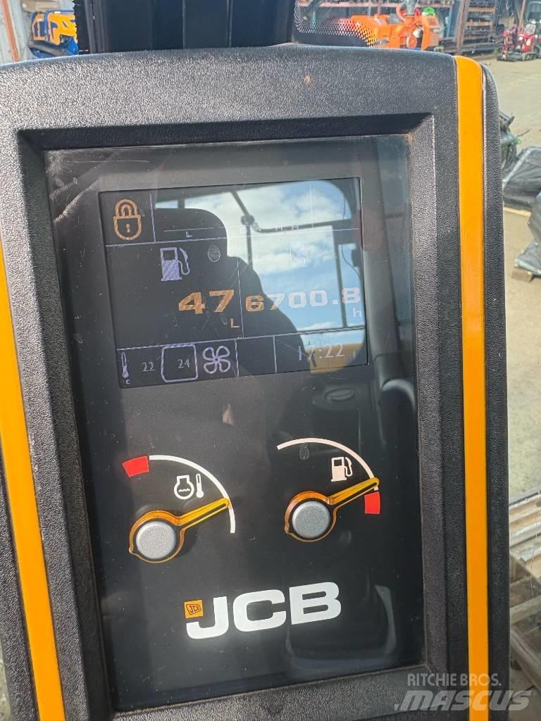 JCB JS 130 LC Lánctalpas kotrók