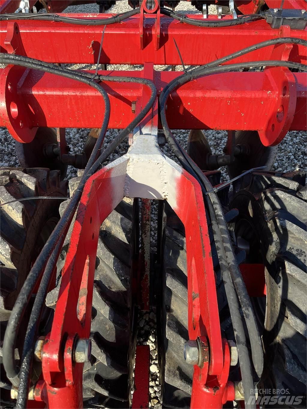 Horsch Tiger 4 AS Borona