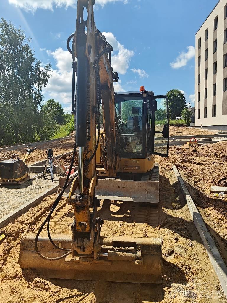 CAT 305E2 Mini kotrók < 7t