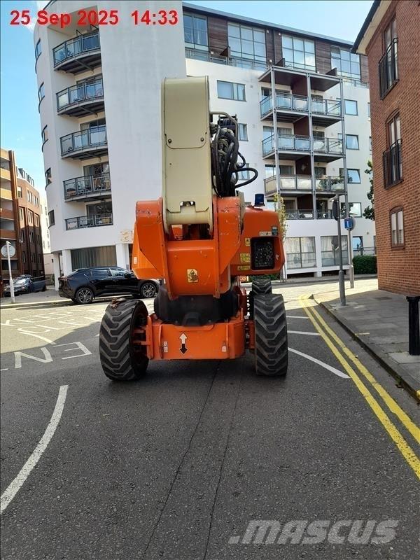 JLG 1250 AJP Karos emelők