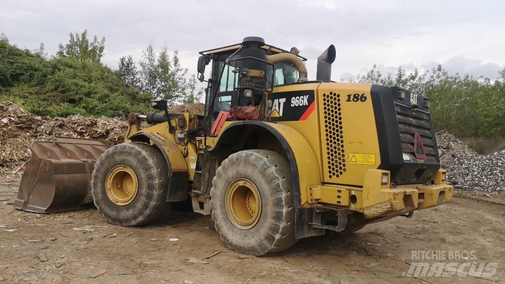 CAT 966 K Gumikerekes homlokrakodók