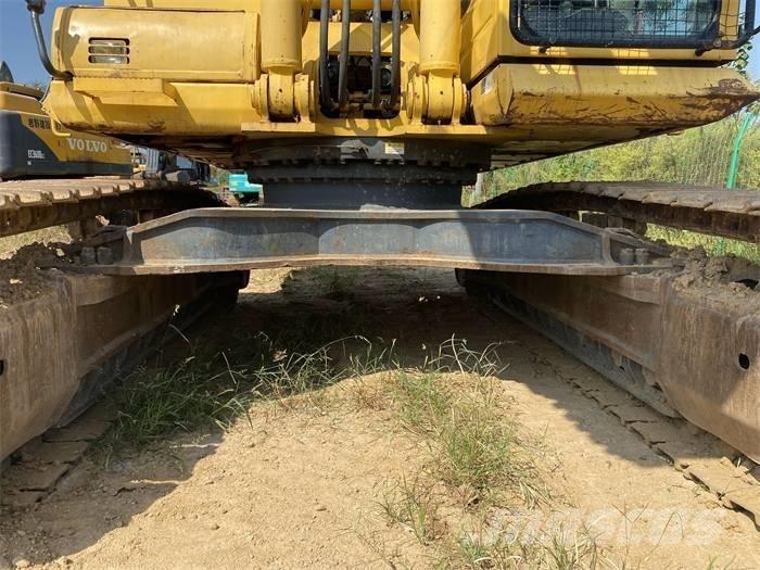 Komatsu PC450-8 Lánctalpas kotrók