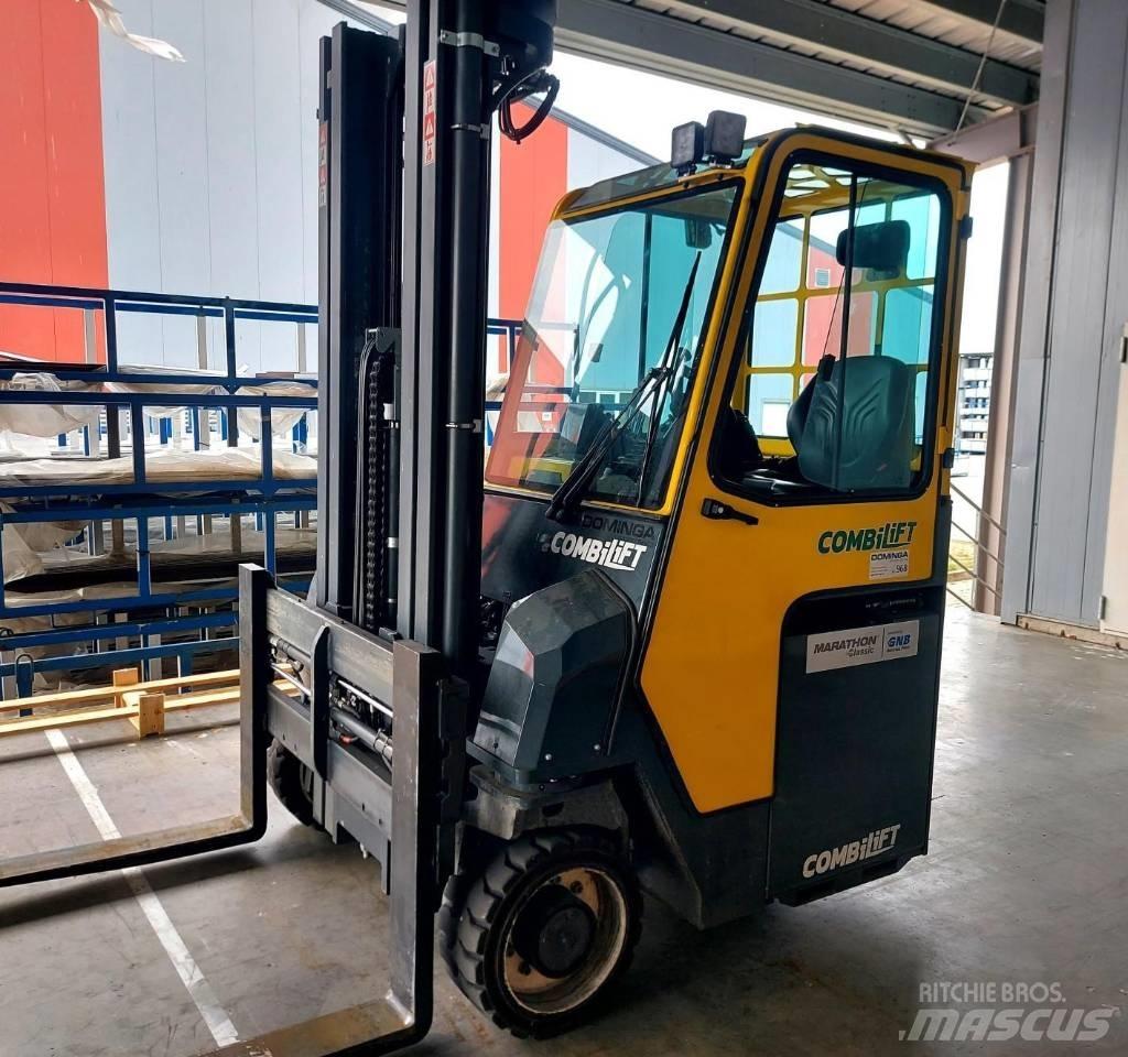 Combilift CBE4 Tolóoszlopos négyutas targonca