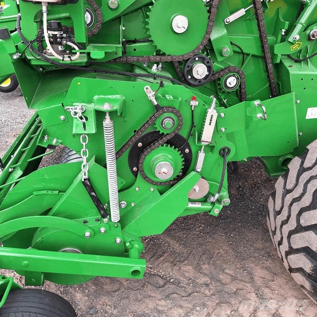 John Deere V461M Körbálázók