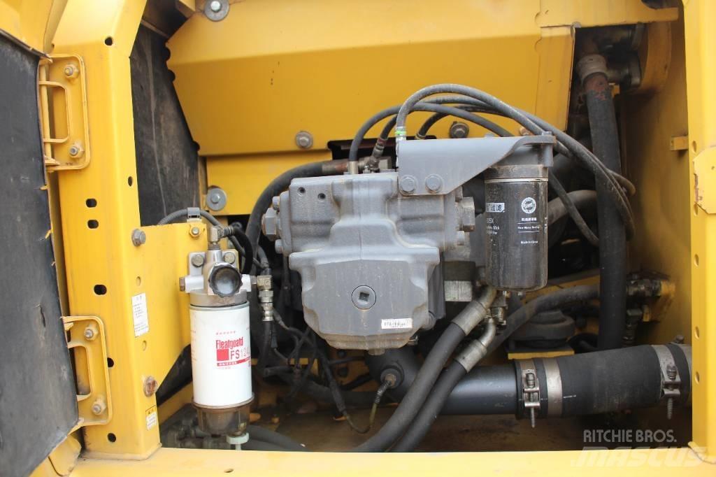 Komatsu PC 240 LC-8 Lánctalpas kotrók