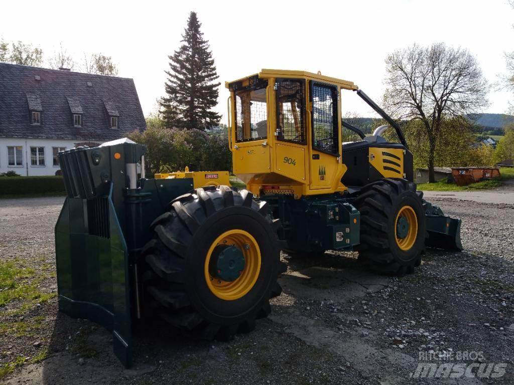 HSM 904S Erdészeti traktorok