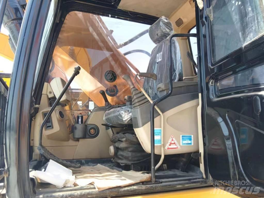 CAT 330 Lánctalpas kotrók