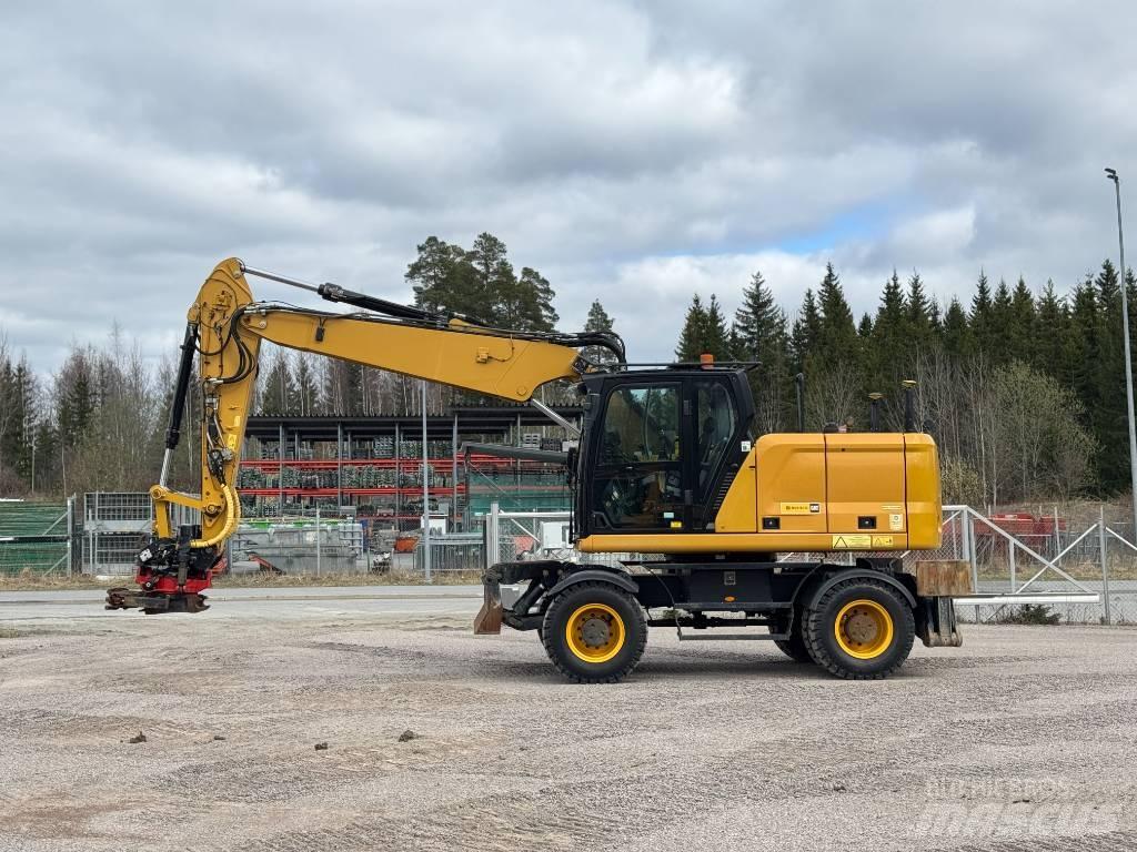 CAT M 318 Gumikerekes kotrók