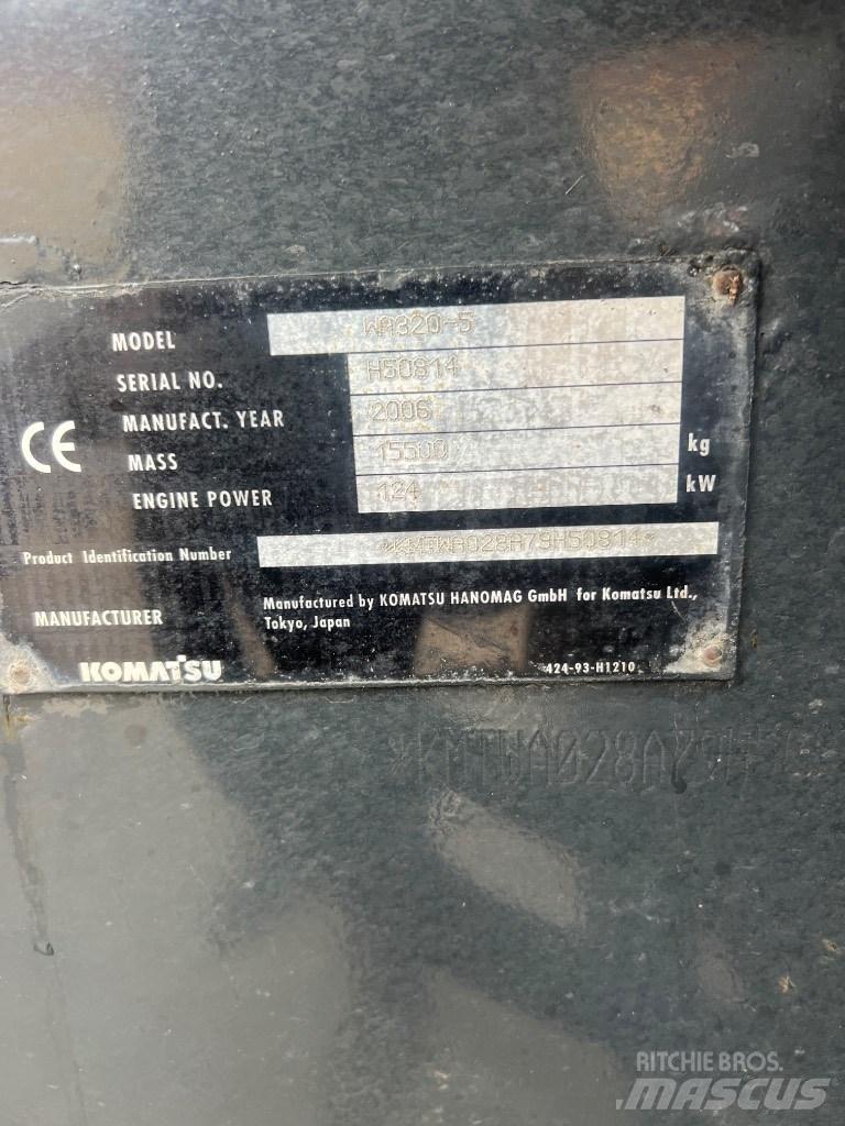 Komatsu WA 320-5 Gumikerekes homlokrakodók