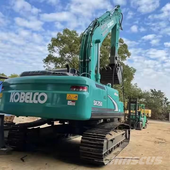 Kobelco SK 250 Lánctalpas kotrók