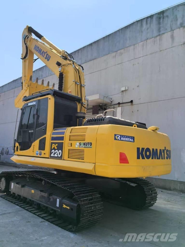 Komatsu PC 220-8 Lánctalpas kotrók