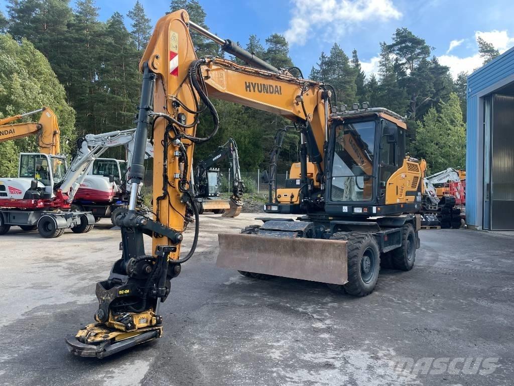 Hyundai HW 160 Gumikerekes kotrók