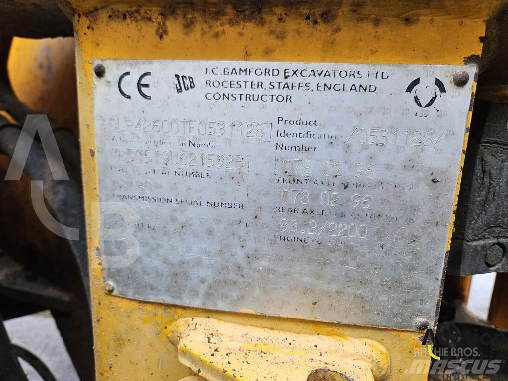 JCB 426 HT Gumikerekes homlokrakodók