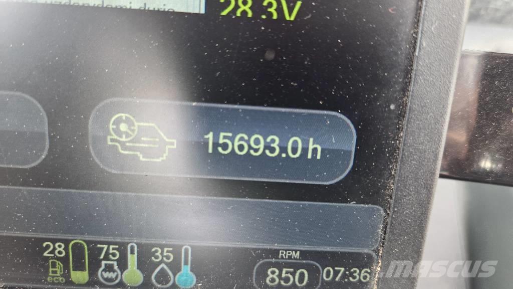 Komatsu 855 Kihordók