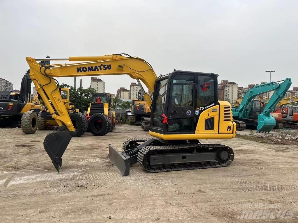 Komatsu PC 70-8 Lánctalpas kotrók