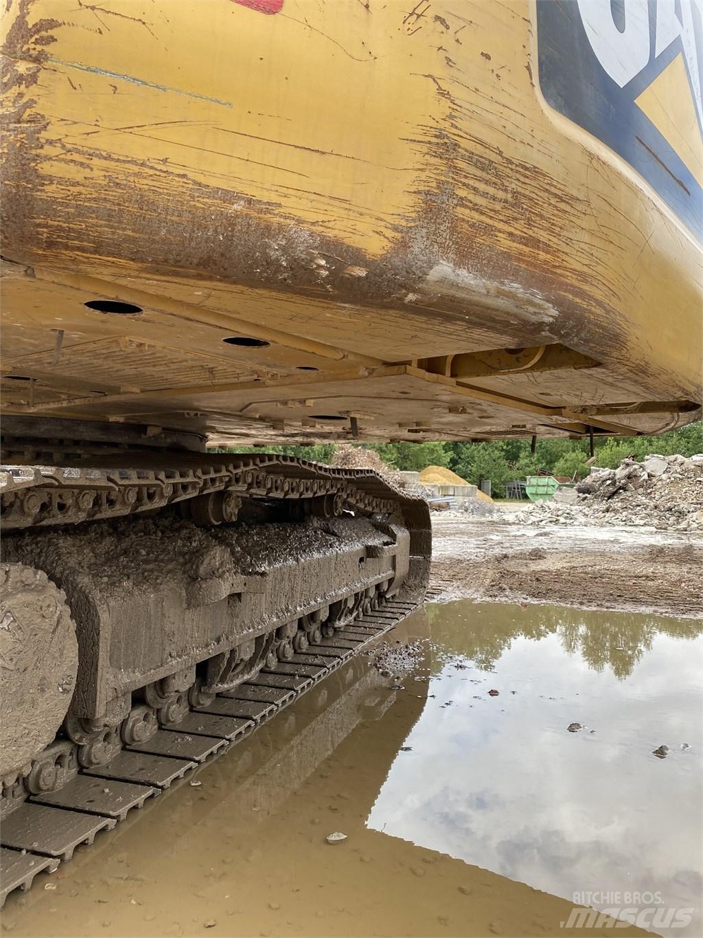 CAT 326 FLN Lánctalpas kotrók