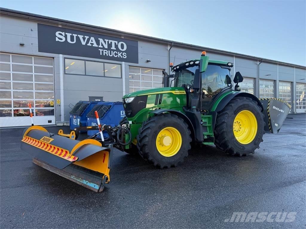 John Deere 6R 250 Traktorok