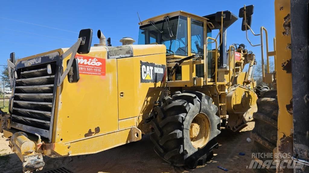 CAT RM 300 Aszfalt aprítók