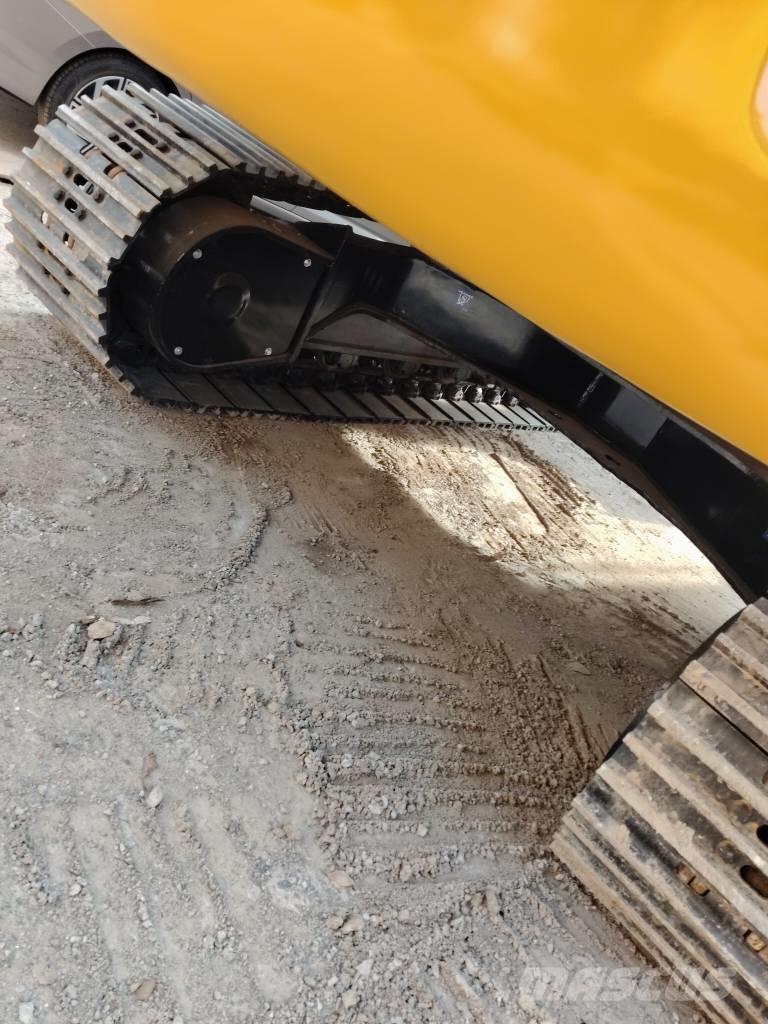 CAT 330 D Lánctalpas kotrók