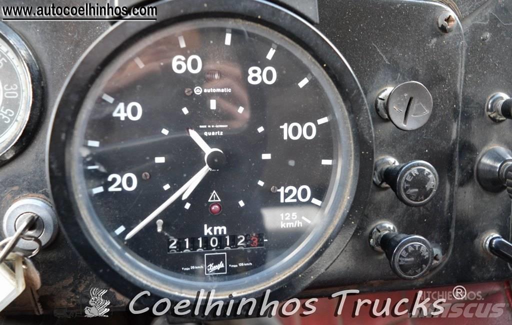 Volvo F89-42 (6x2) Platós / Ponyvás teherautók