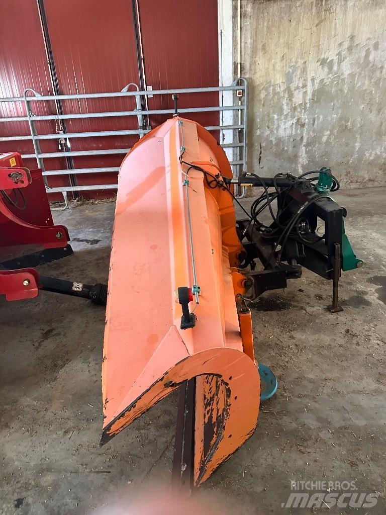 FMG AA 300 Hóeltakarítók