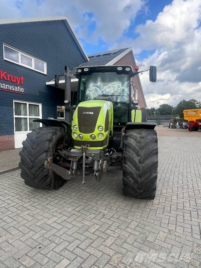 CLAAS Arion 640 Cis Traktorok