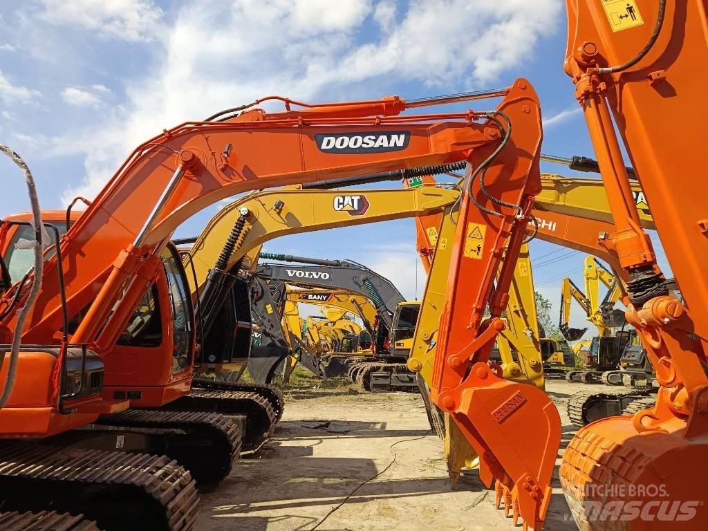 Doosan DX 150 LC Lánctalpas kotrók