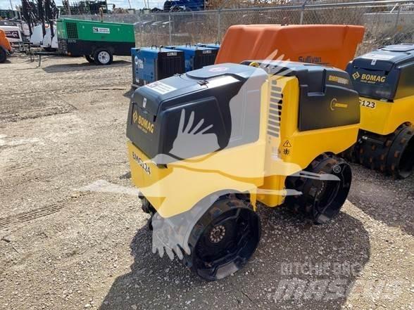 Bomag BMP8500 Vontatott vibrátoros hengerek