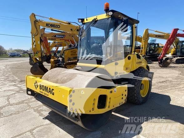 Bomag BW177D-5 Egydobos hengerek
