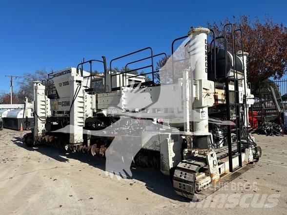 Gomaco GP2600 Beton terítőgépek