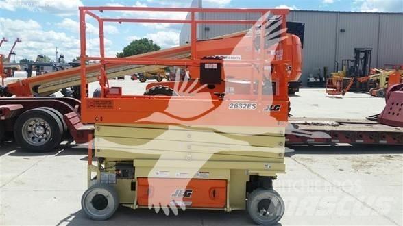 JLG 2632ES Ollós emelők