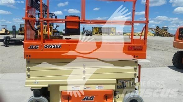 JLG 2632ES Ollós emelők