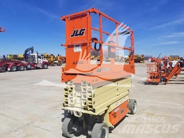 JLG 2632ES Ollós emelők
