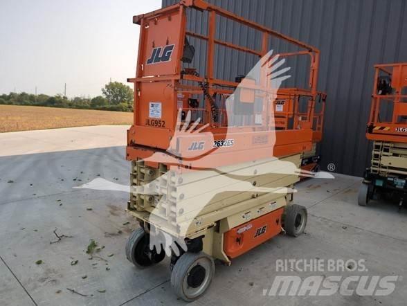 JLG 2632ES Ollós emelők