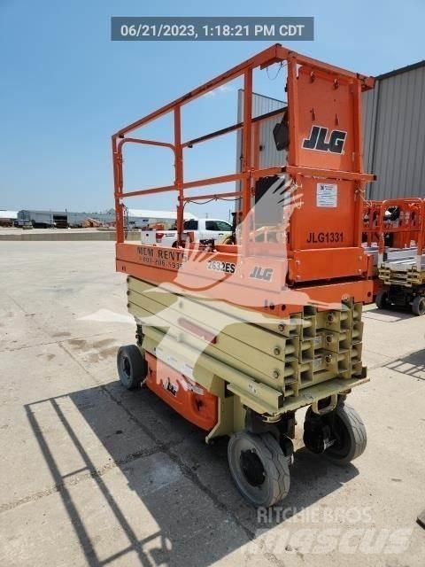 JLG 2632ES Ollós emelők