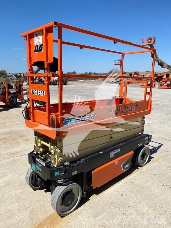 JLG 2632ES Ollós emelők