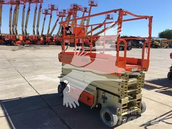 JLG 2646ES Ollós emelők