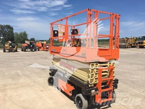 JLG 4045R Ollós emelők